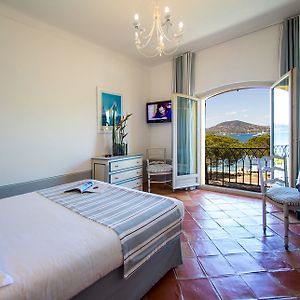 La Bastide Du Port - Hotel De Charme